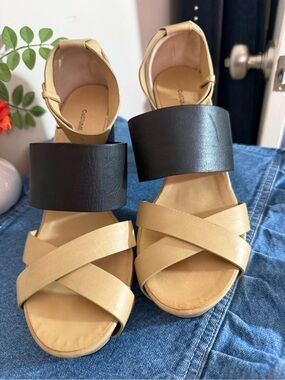 Costume National Tan and Black Leather Crisscross Sandals never worn Sz 38.5